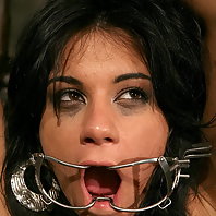 Slut Sorana gets her mouth clamped and forced open